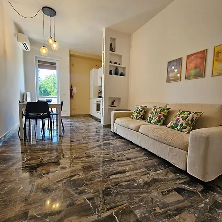 Mami House Apartman *