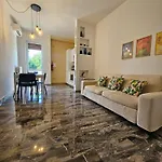 Mami House דירה *